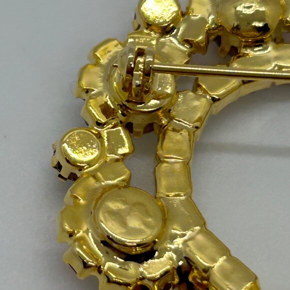 Vintage Lord & Taylor Christmas Wreath Brooch Gold-Tone Rhinestones Red Green Cl - Picture 9 of 16